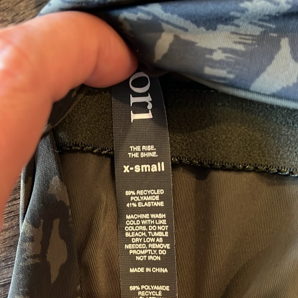 VUORI ONE-PIECE "DUNE" BATHING SUIT SIZE XSMALL NWOT - Picture 6 of 7